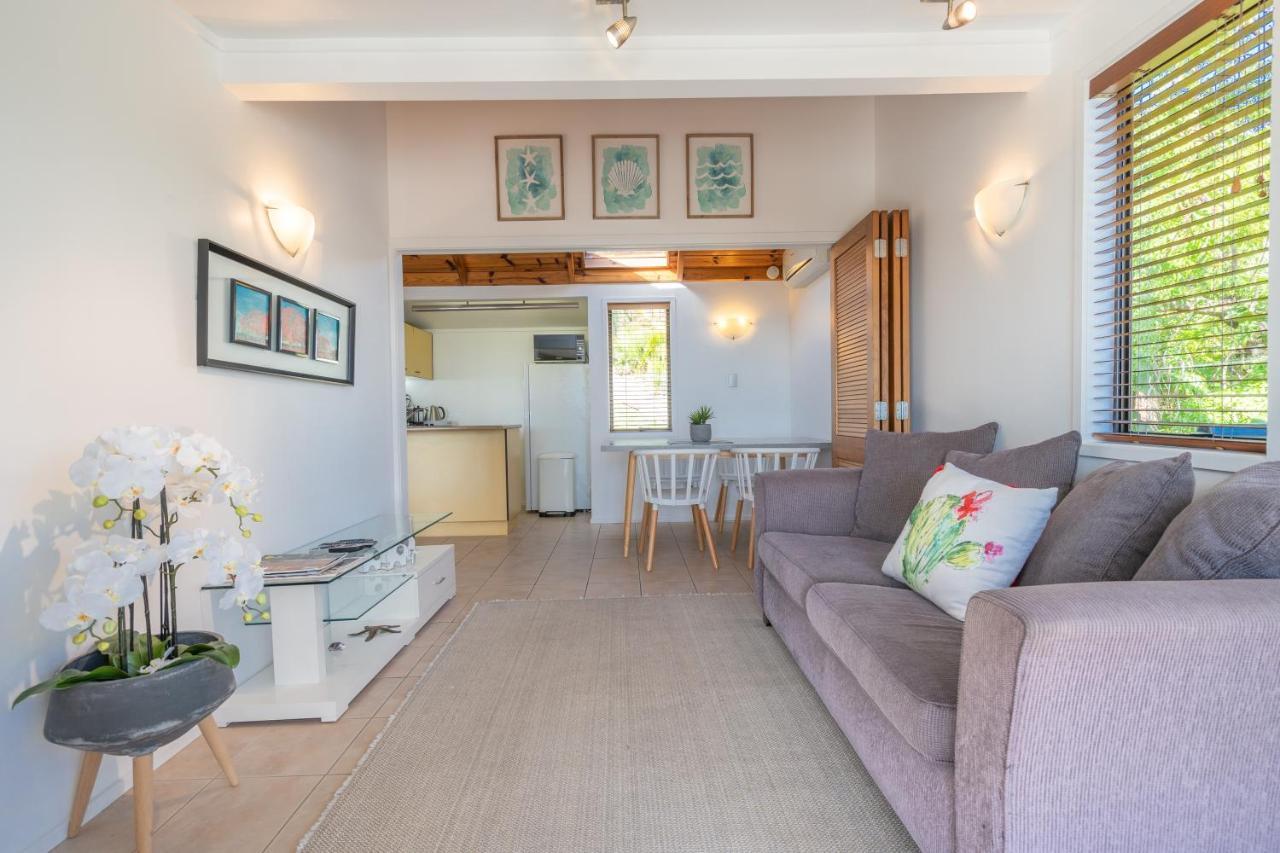 Palm Beach Cottage With Private Spa Pool Buitenkant foto