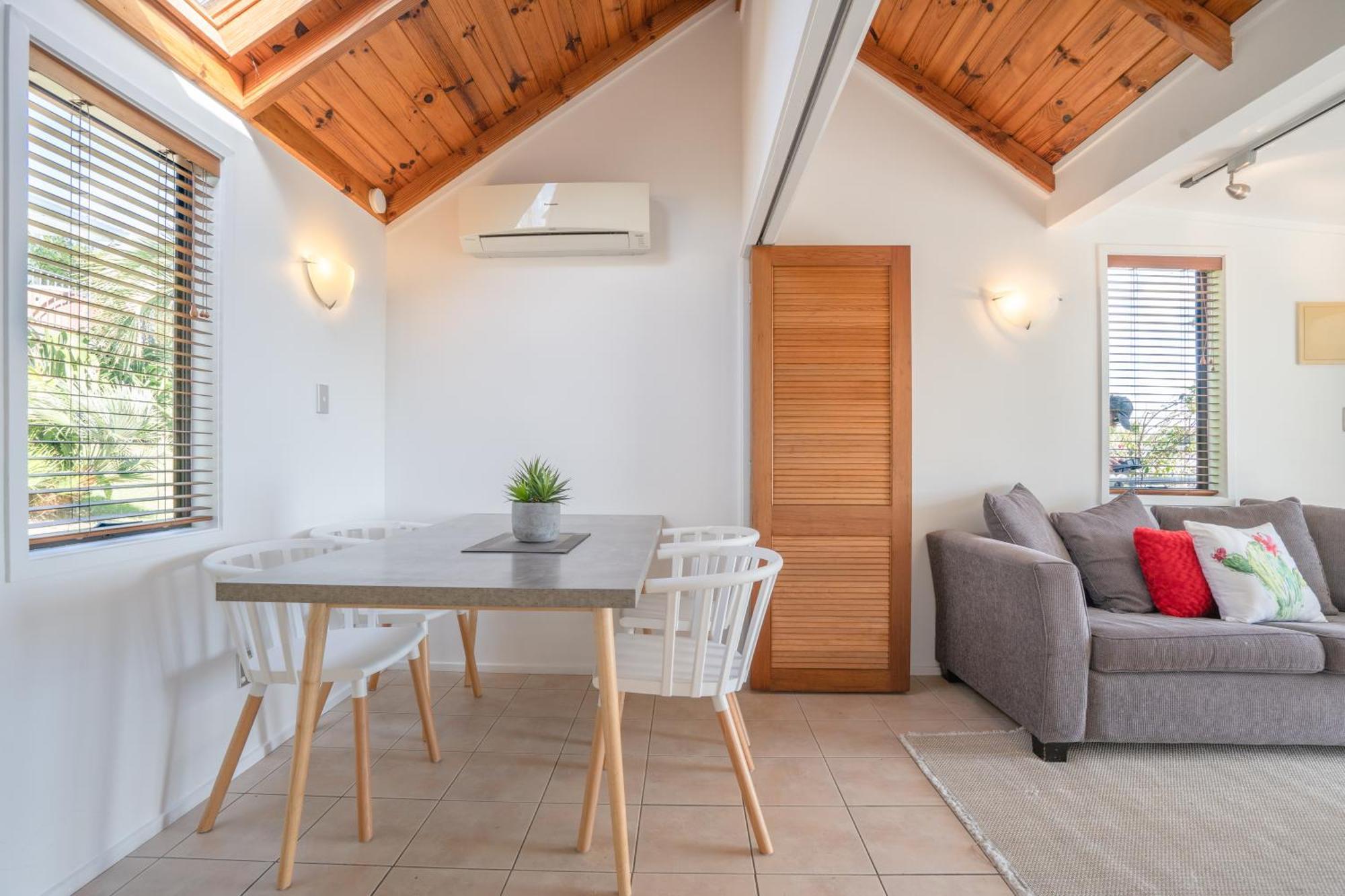 Palm Beach Cottage With Private Spa Pool Buitenkant foto